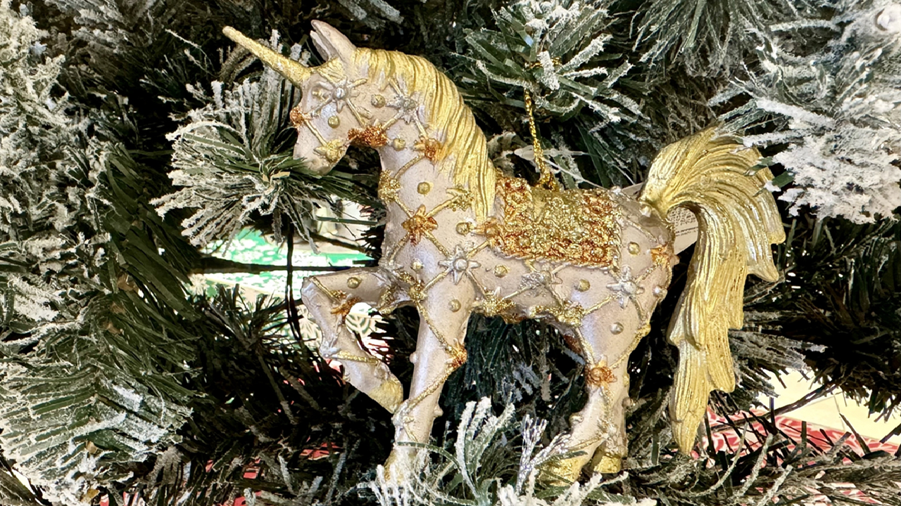 大好きな馬に囲まれて過ごすクリスマス